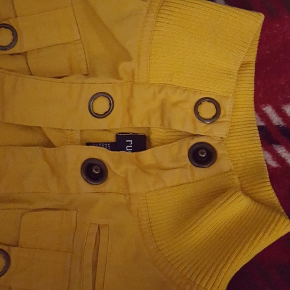 Rue 21 size small jacket yellow button snap - Picture 5 of 5